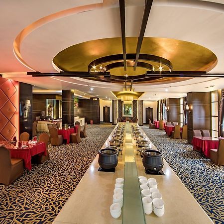 บาวดาว เอ็กซ์ซิบิชั่น เซ็นเตอร์ โฮเต็ล Hotel หวู่ยี่ฉาน ภายนอก รูปภาพ