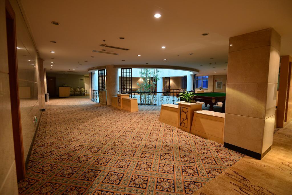 บาวดาว เอ็กซ์ซิบิชั่น เซ็นเตอร์ โฮเต็ล Hotel หวู่ยี่ฉาน ภายนอก รูปภาพ