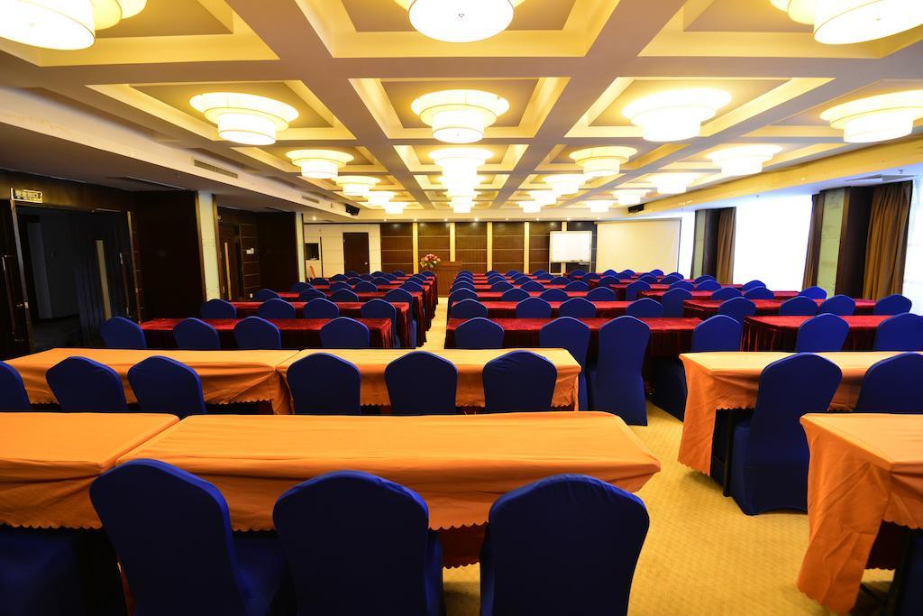 บาวดาว เอ็กซ์ซิบิชั่น เซ็นเตอร์ โฮเต็ล Hotel หวู่ยี่ฉาน ภายนอก รูปภาพ