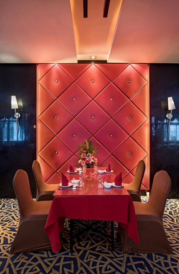 บาวดาว เอ็กซ์ซิบิชั่น เซ็นเตอร์ โฮเต็ล Hotel หวู่ยี่ฉาน ภายนอก รูปภาพ