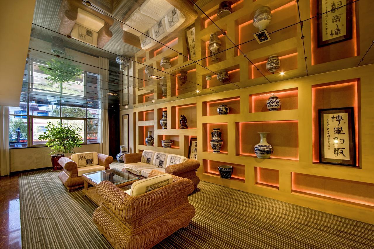 บาวดาว เอ็กซ์ซิบิชั่น เซ็นเตอร์ โฮเต็ล Hotel หวู่ยี่ฉาน ภายนอก รูปภาพ
